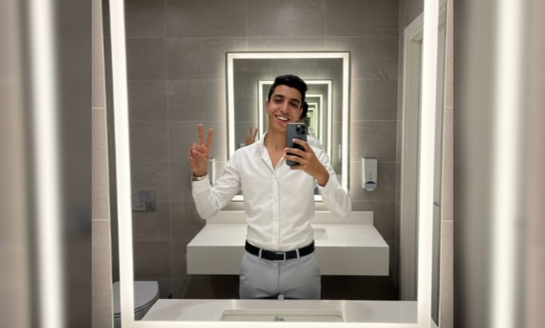  أحمد نبيل البدري.. شاب مصري يصنع طريقه في عالم التداول وتعليم البزنس