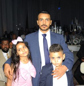 رجل الأعمال محمود أبو الحسن صاحب شركة الأمانة والإخلاص يشارك في حفل زفاف نجل النائب محمد سليم